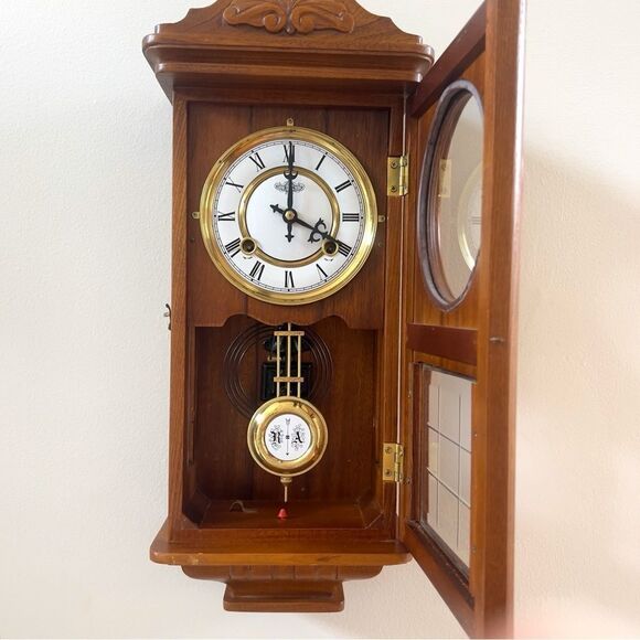 Vintage D&A 31-Day Silent Pendulum Wall Clock Parlor Clock With Key NOT WARNING - Picture 2 of 14